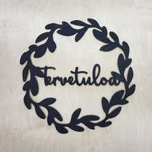 Katso kuvagalleriassa, kaunis_puinen_tervetuloa_kranssi